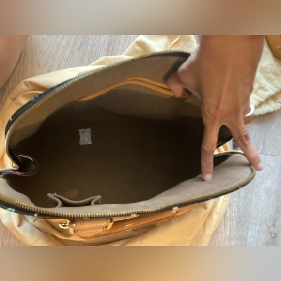 💯% Authentic Alma Multicolor Noir Murakami purse - Picture 8 of 15